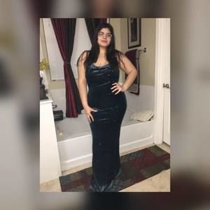 Meet your Posher, Ximena